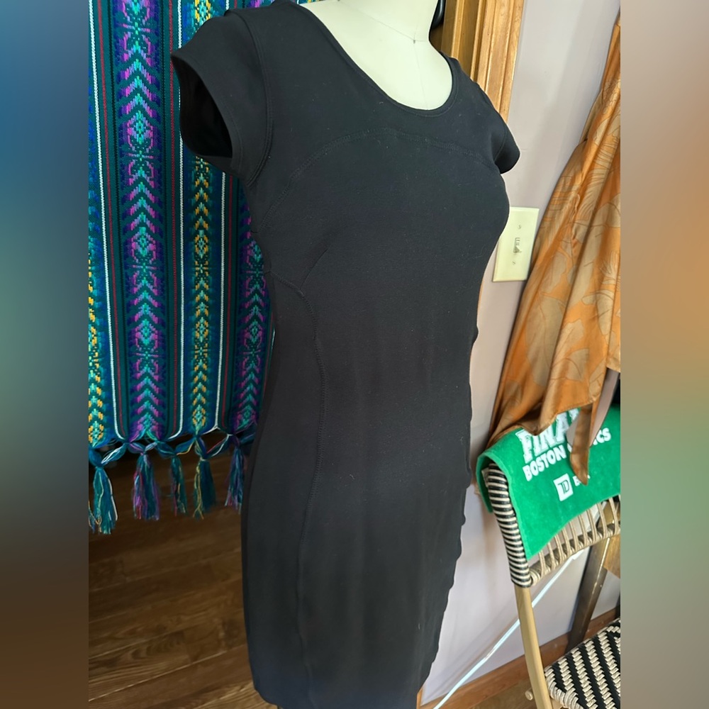 Athleta body con dress black size small fits like a medium